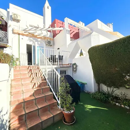 Alhambra 9 Vakantiehuis Nerja