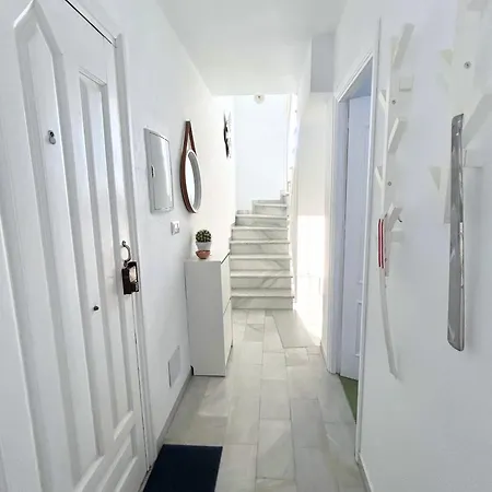 Alhambra 9 Vakantiehuis *